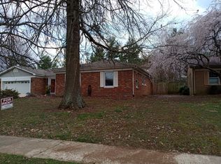 3330 Nevius Dr, Lexington, KY 40513