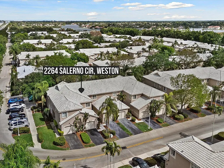 2264 Salerno Cir — Photo 37