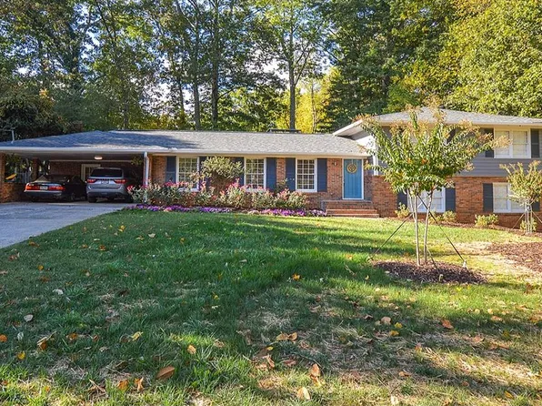 105 W Spalding Dr NE, Sandy Springs, GA 30328