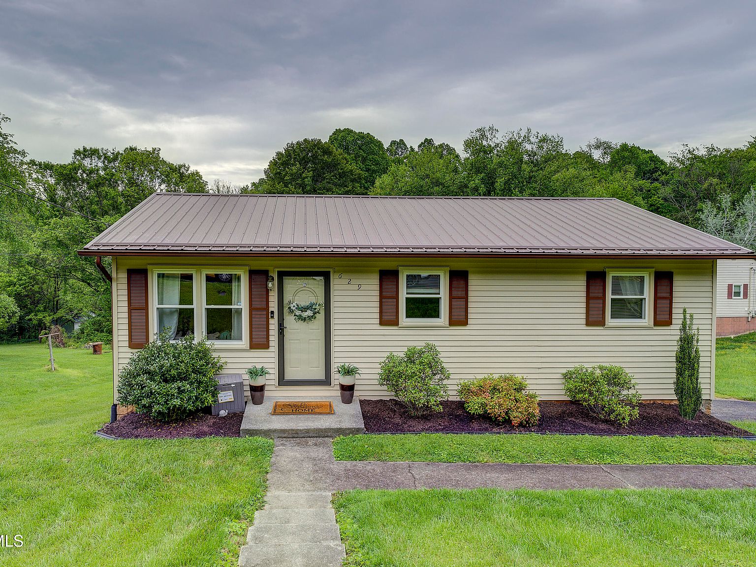 1629 Central Ave, Elizabethton, TN 37643 | Zillow