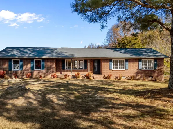 10 Alease Dr, Zebulon, NC 27597