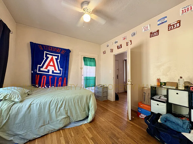 2216 E 6th St #1 — Photo 16