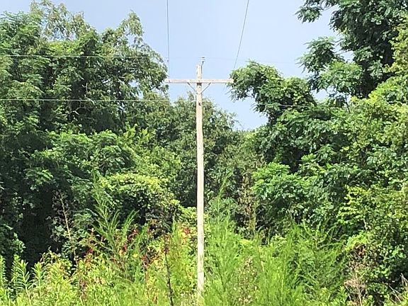 3rd image of 17 Acres Hwy #125