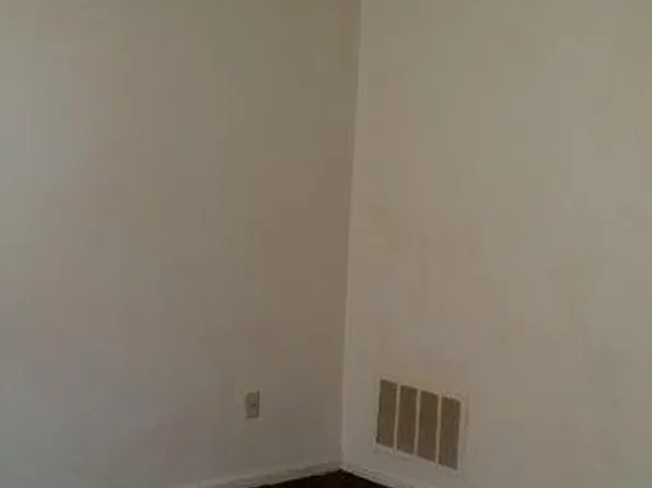 Yarbrough Ave Apartments, 3630 Yarbrough Ave, Winston Salem, NC 27106