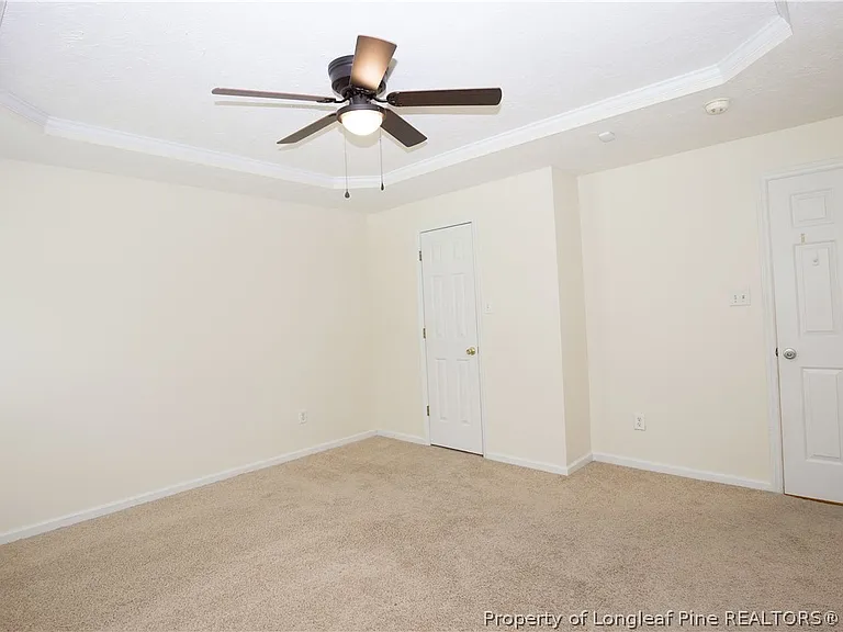 112 Raymond St — Photo 34