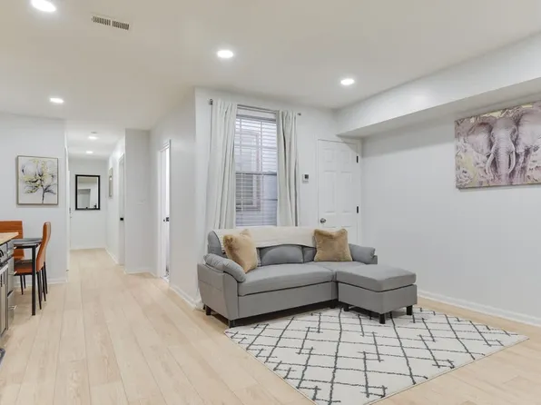 1255 Raum St NE, Washington, DC