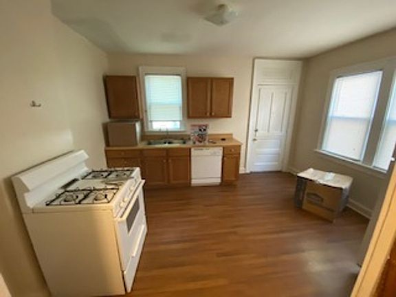4th image of 2473-75 Adams Ave #2473