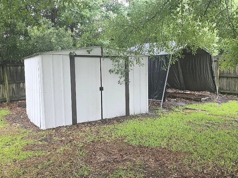 432 Spring Dr — Photo 3