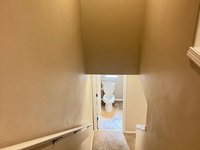 15460 Brianne Ct — Photo 2
