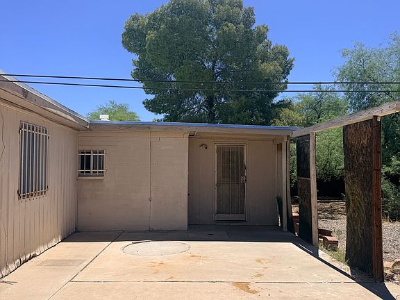 2nd image of 1532 E Edison St #2