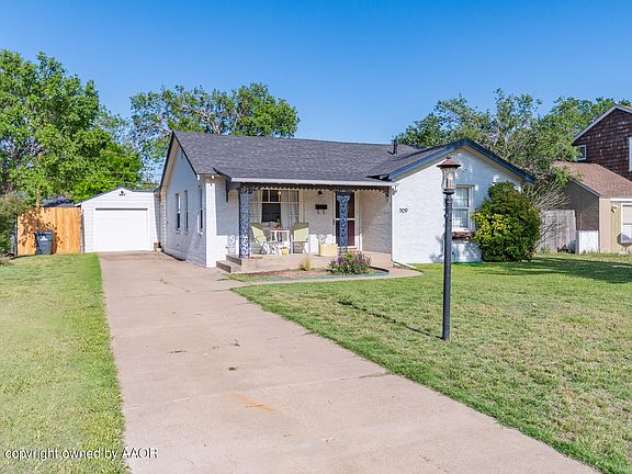 2nd image of 1109 S Beverly Dr