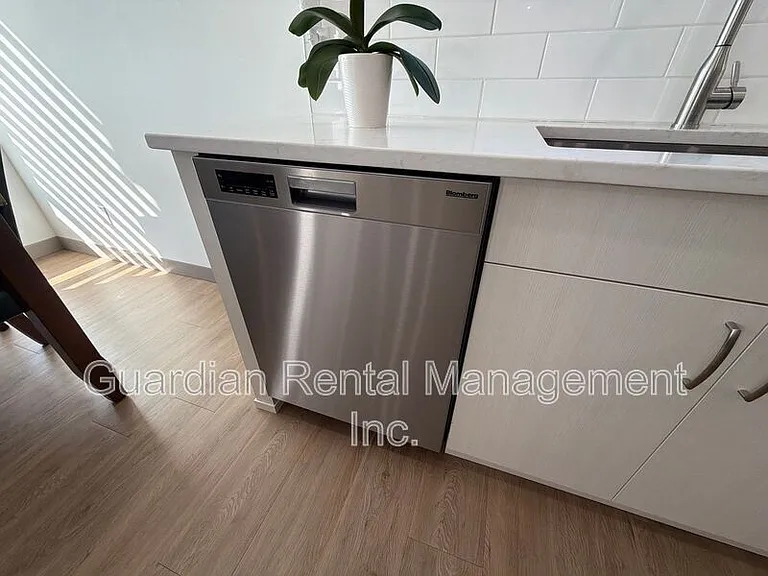 377 Cumberland St N #201 — Photo 21