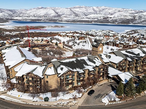 4th image of 1364 W Stillwater Dr #3017