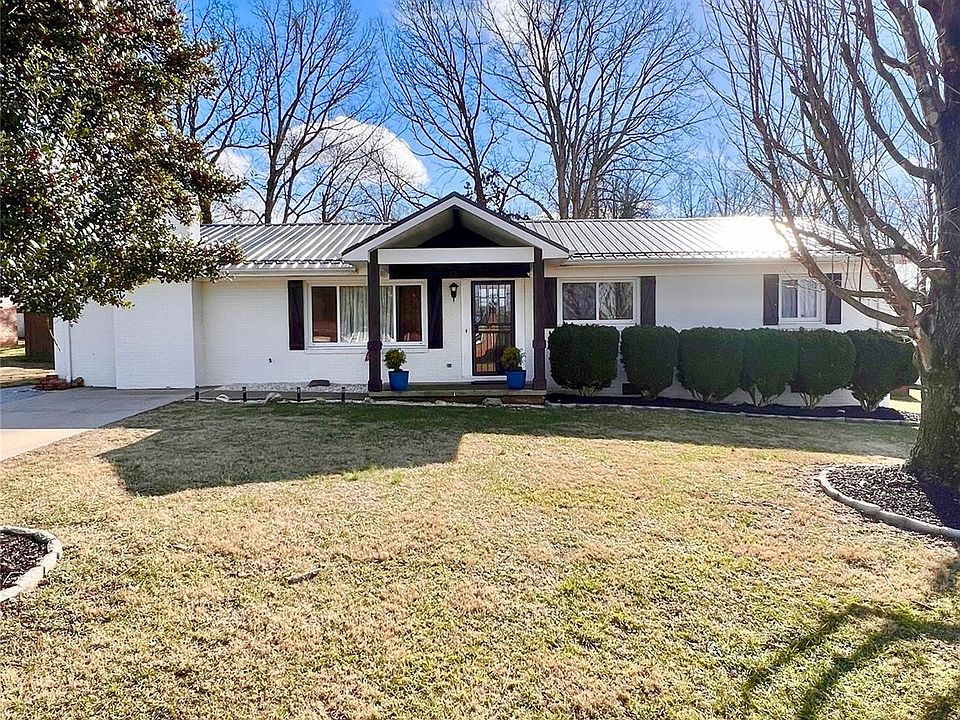 1st image of 3194 Bass Ave