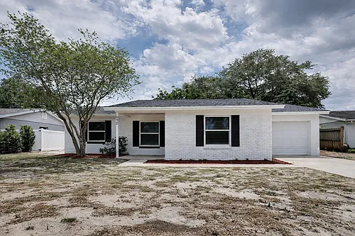 372 Jefferson Dr Photo 1