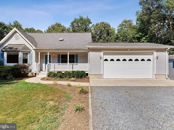 605 Planters Wharf Rd, Lusby, MD 20657