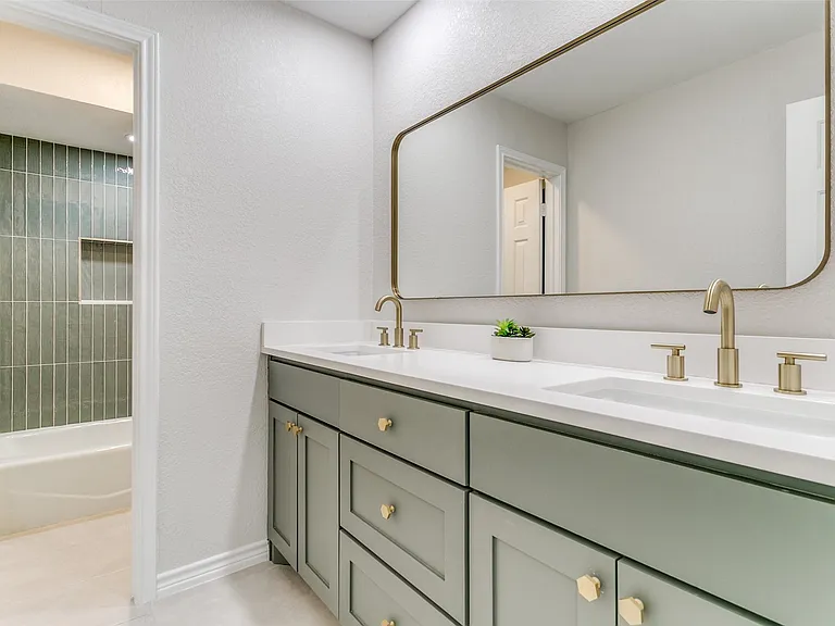17402 Oakington Ct — Photo 22
