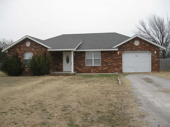 510 Fruit St, Lone Grove, OK 73443