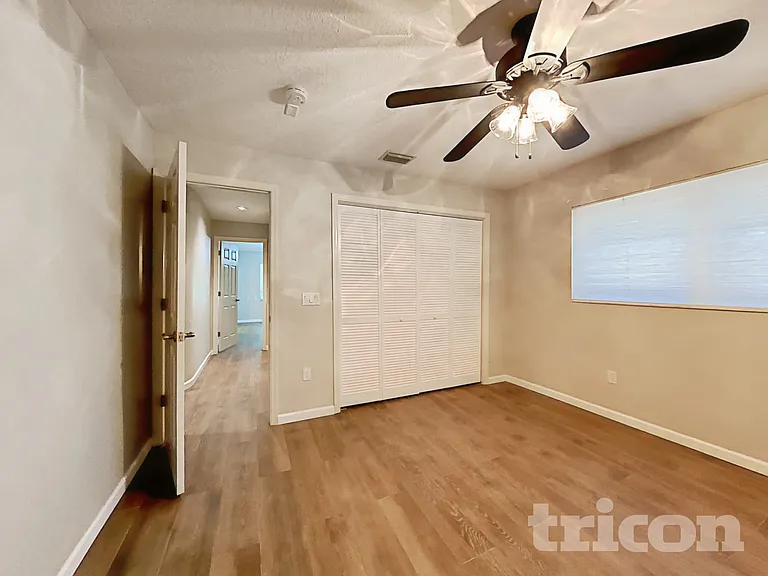 36 Redbay Ct W — Photo 24