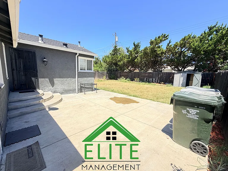 1701 Fruitridge Rd — Photo 12