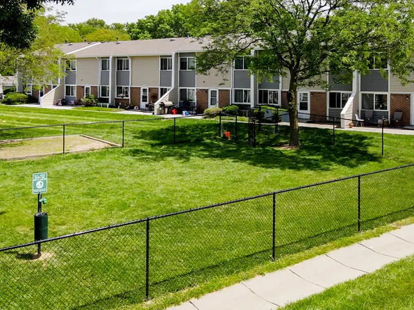 Sunset Ridge Townhomes