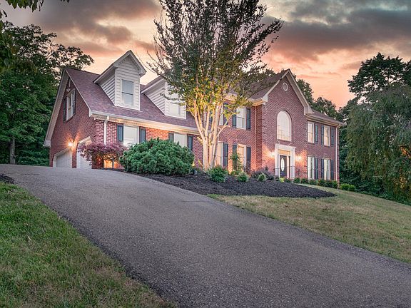 3rd image of 6904 Hidden Forest Ct