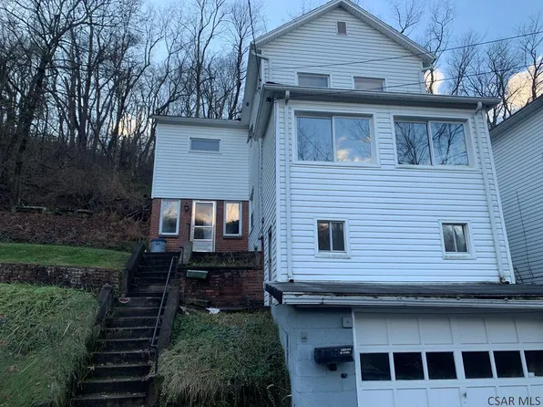 61 Flora St, Johnstown, PA 15906