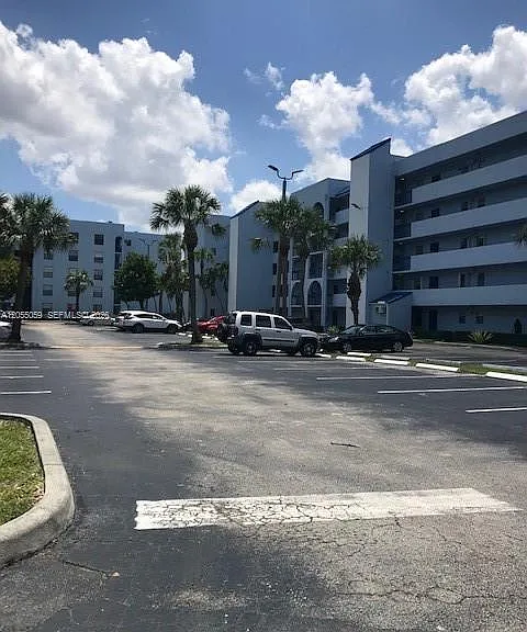 9440 Fontainebleau Blvd #514 — Photo 18