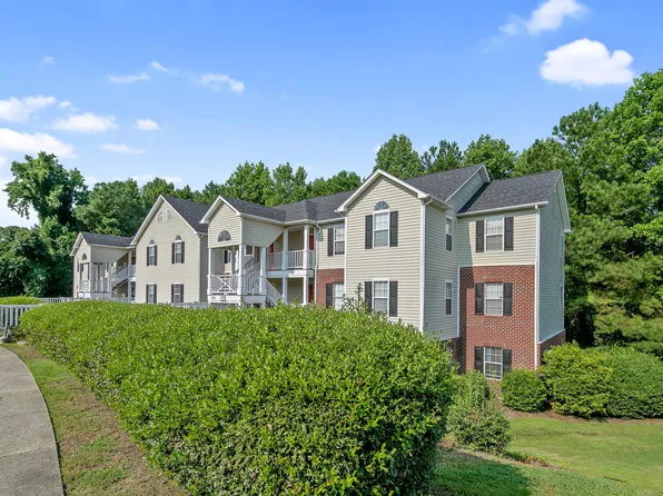 352 Bubble Creek Ct Unit 2, Fayetteville, NC 28311