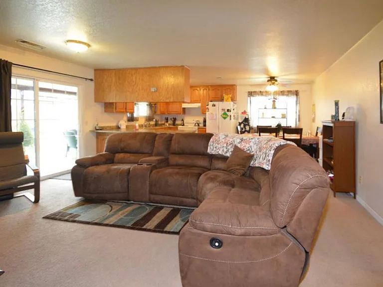 1282 Shaefer St — Photo 11