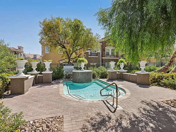 4th image of 6275 Boulder Hwy #208