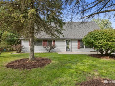 2031 Garret Dr NE, Grand Rapids, MI, 49525