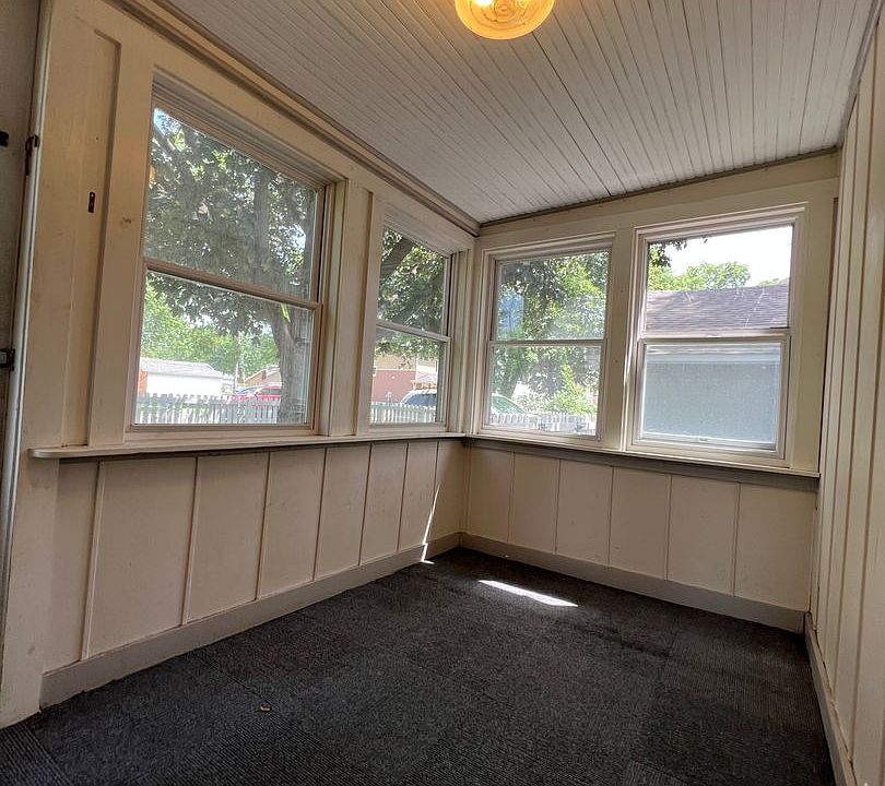822/824 Johnson Street Apartment Rentals La Crosse, WI Zillow