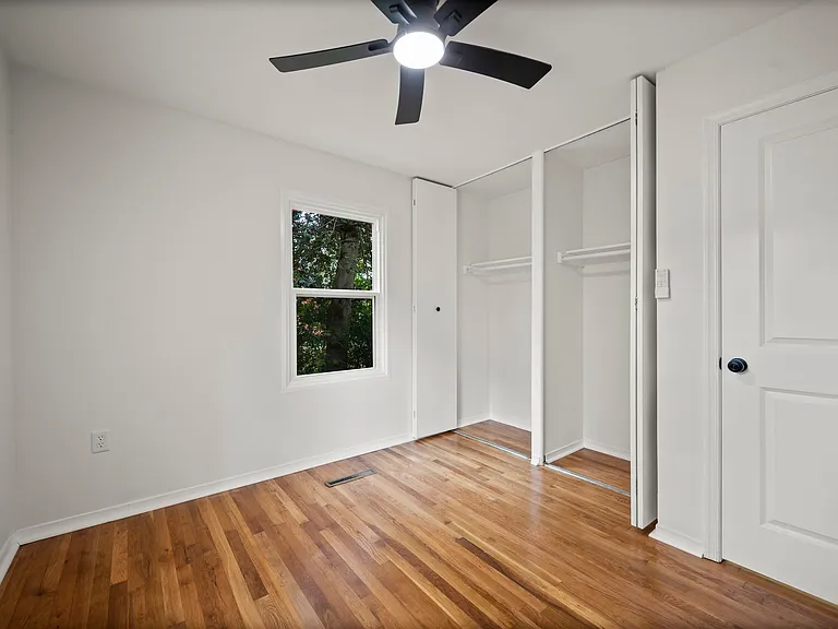 304 Hadaway Dr — Photo 28