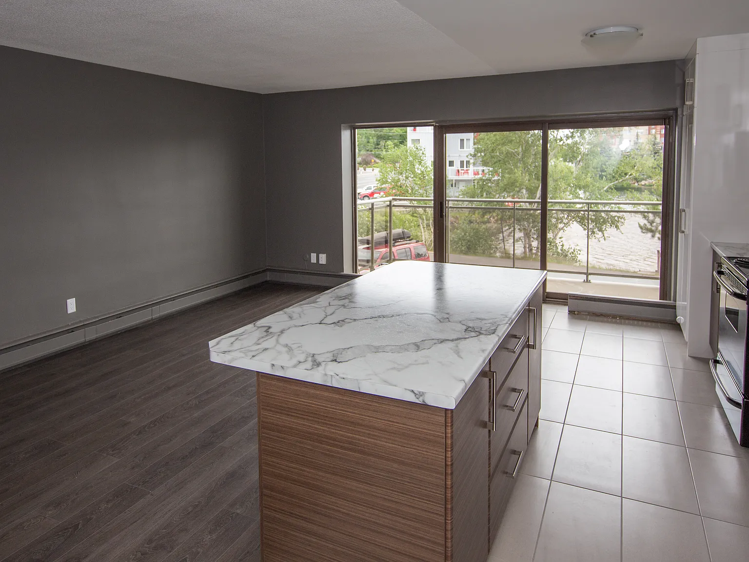 1720 Paris Street — Photo 4