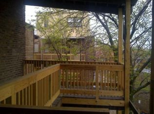 2936 N Clark St #3F, Chicago, IL 60657