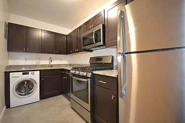 Rented by Silverstein Collection LLC 