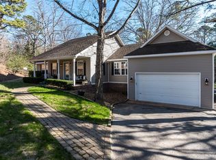 8444 N Pine Ridge Ln, Rogers, AR 72756