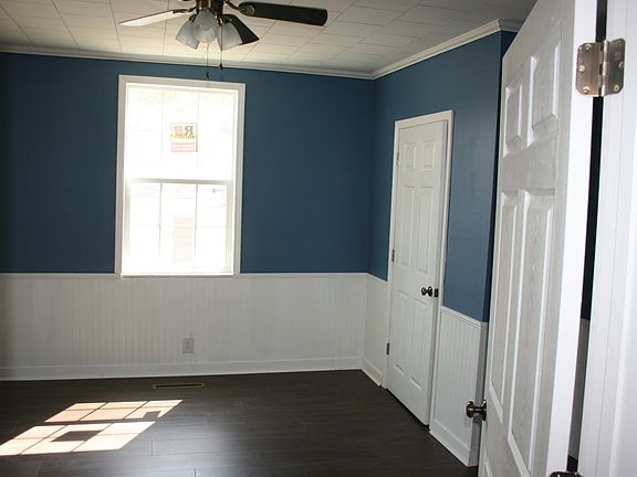 Downstairs bedroom 1