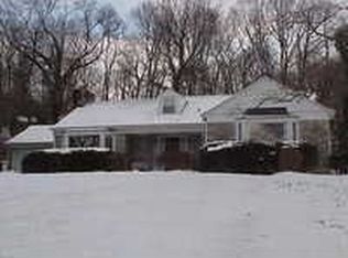 288 Country Club Rd, York, PA 17403