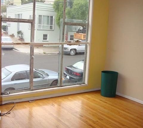 5th image of 324 Winchester St