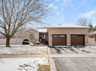 545 Shiloh Ave, Kingston, ON K7M 8W1
