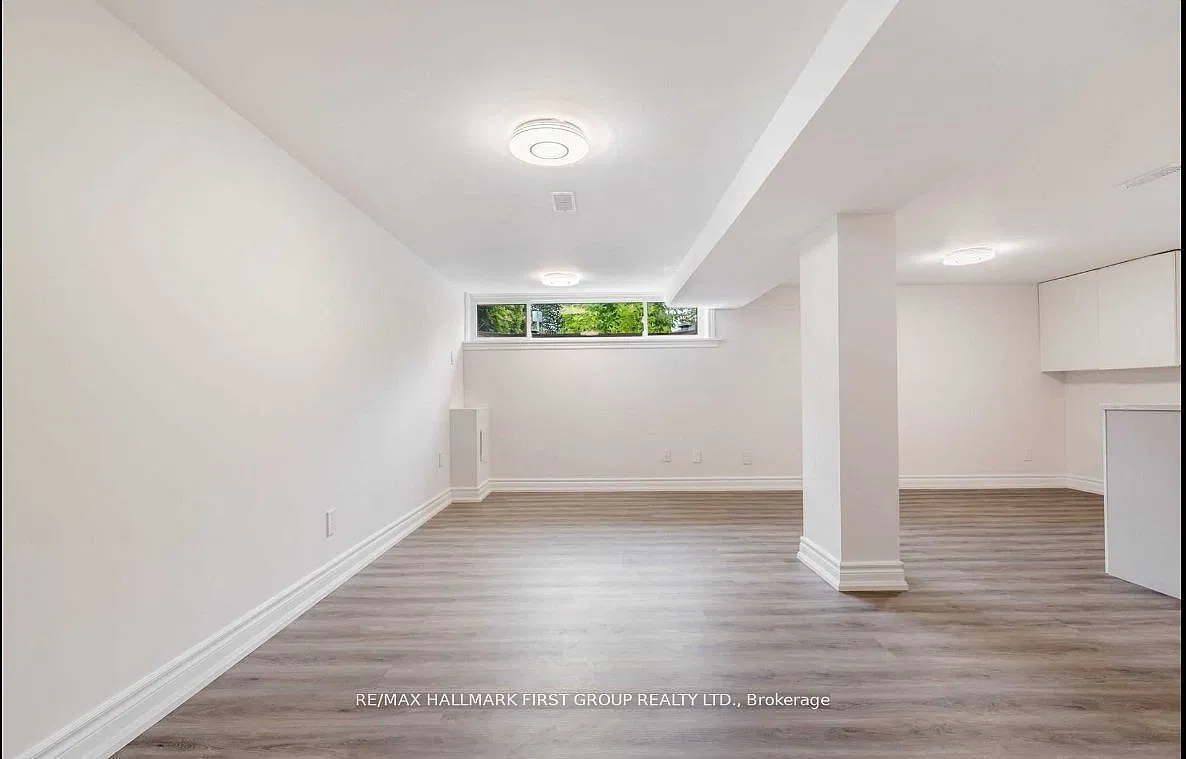 2 bed, $1,700 — Photo 4