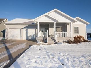 3753 Dorothea Ct S, Fargo, ND 58104