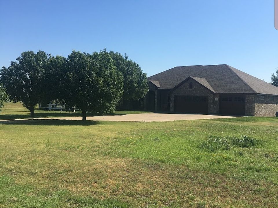 1st image of 190 Laurel Leaf Ln