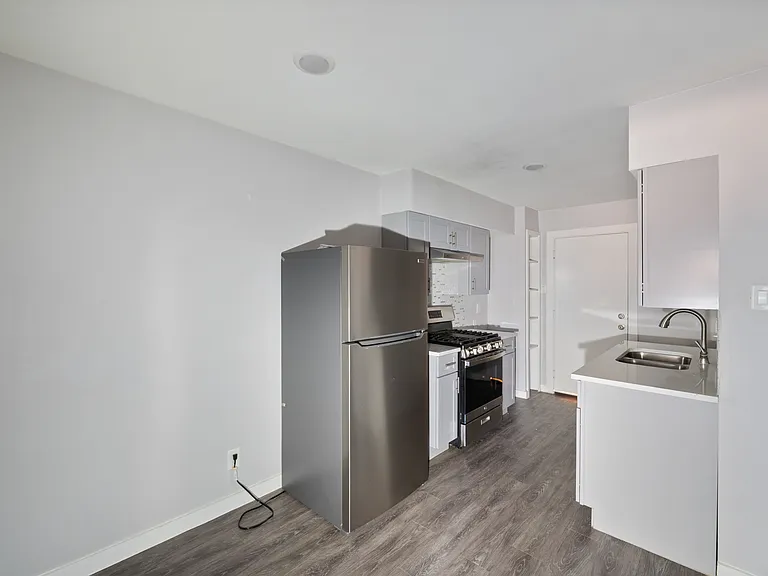 2717 Patricia Ln #B — Photo 6