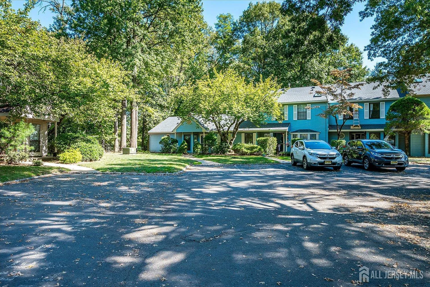 2 bed, 2.0 bath, $2,850 — Photo 3
