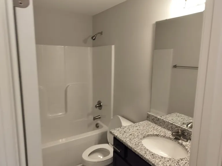 1051 McKay Dr — Photo 18