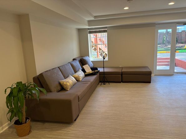 (undisclosed Address)