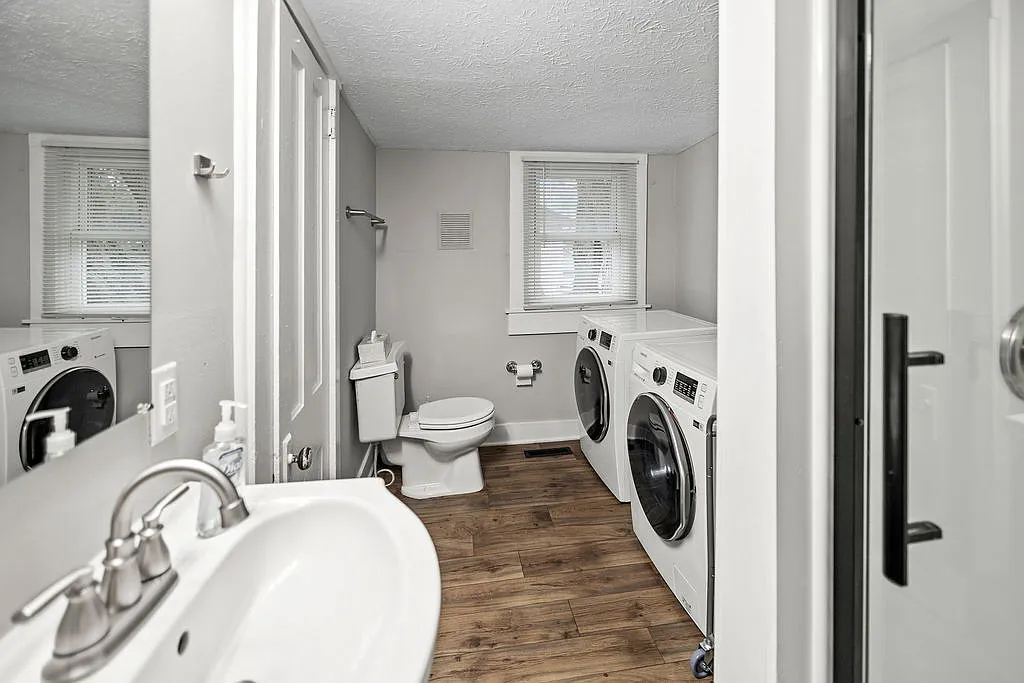 45 East Coshocton Street - 1 — Photo 4